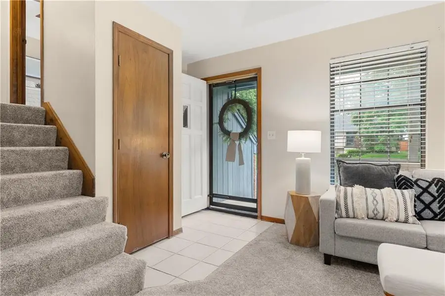 914 SE 7th Street, Lees Summit, MO 64063 - #3