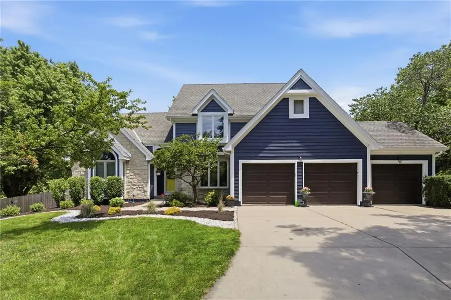 18065 Canterbury Road, Stilwell, KS 66085 - #2