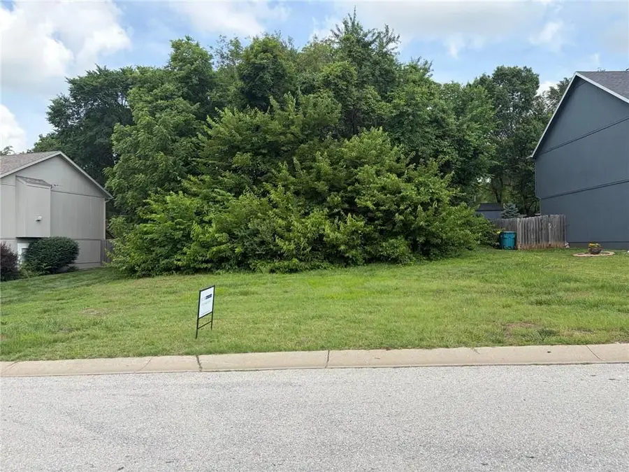 918 S 12th Street, Louisburg, KS 66053 - #2
