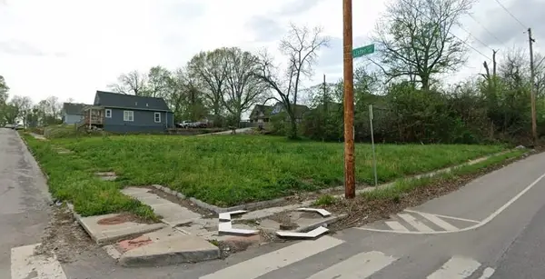 2304 Lister Avenue, Kansas City, MO 64127