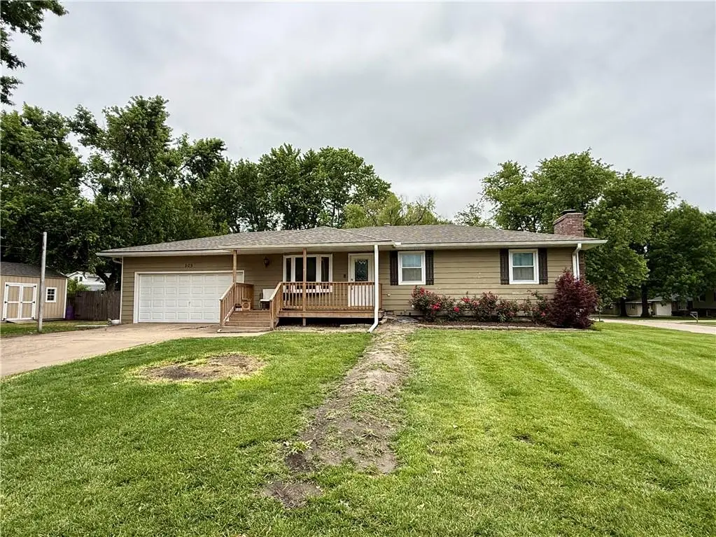 505 W 11th Street, Ottawa, KS 66067 - #1