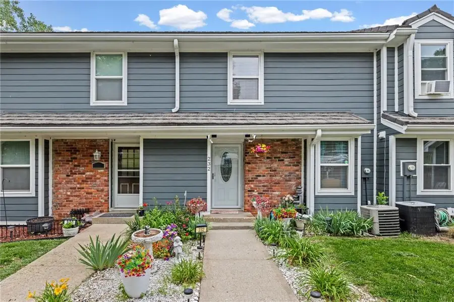 232 NE Bayview Drive, Lees Summit, MO 64064 - #2