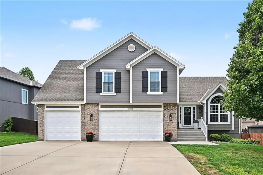 18106 Guinevere Court, Smithville, MO 64089 - #2