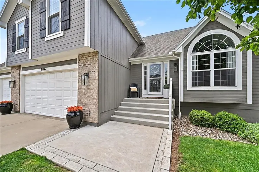 18106 Guinevere Court, Smithville, MO 64089 - #3