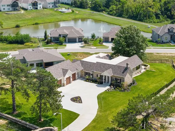 12811 W 71st Street, Shawnee, KS 66216
