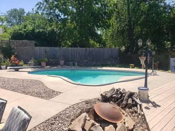 14101 E 39th Street S, Independence, MO 64055