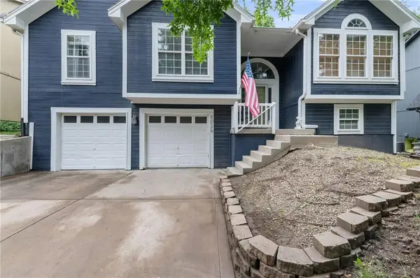 5016 Chouteau Street, Shawnee, KS 66226