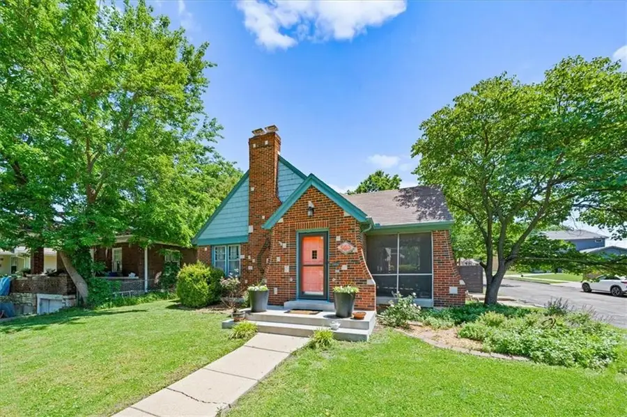 503 N 14th Street, Kansas City, KS 66102 - #3