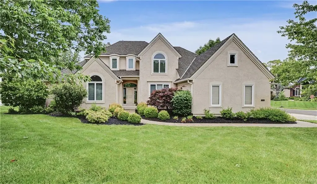 5802 W 140th Terrace, Overland Park, KS 66223 - #1