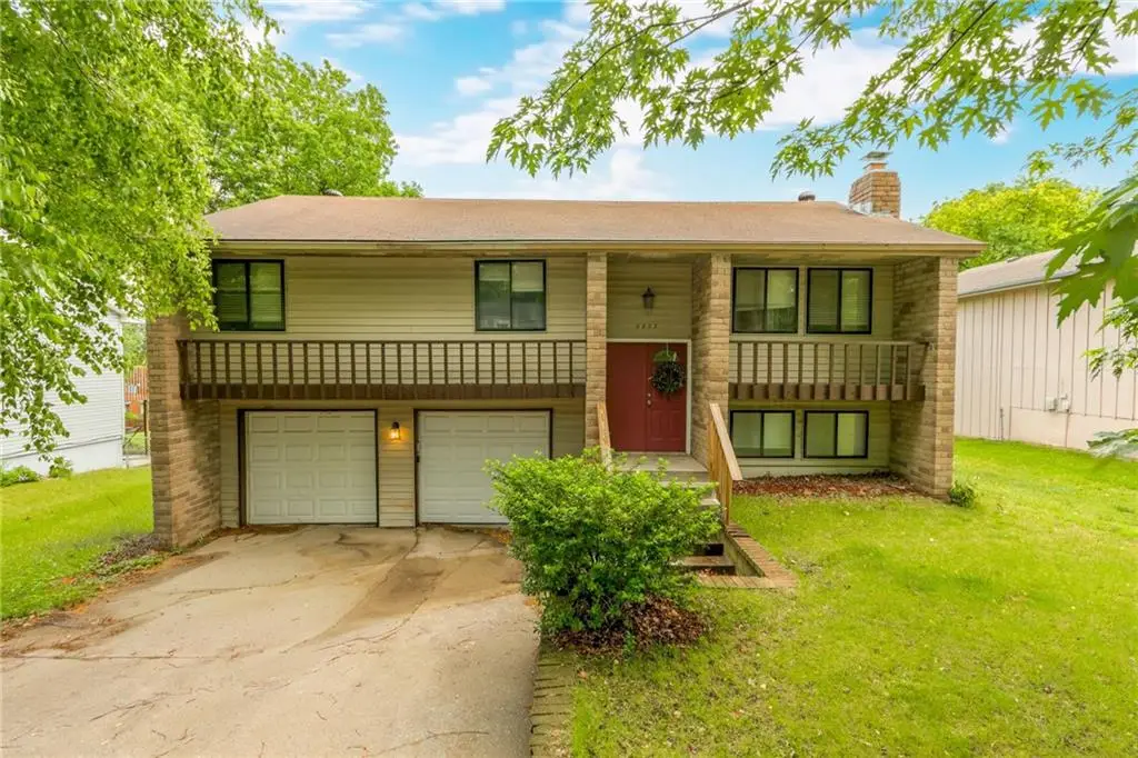 8823 N Walnut Street, Kansas City, MO 64155 - #1