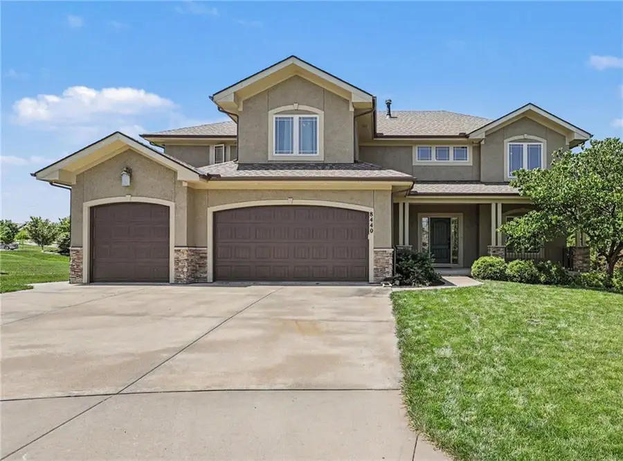 8440 Brunswick Street, Lenexa, KS 66227 - #2