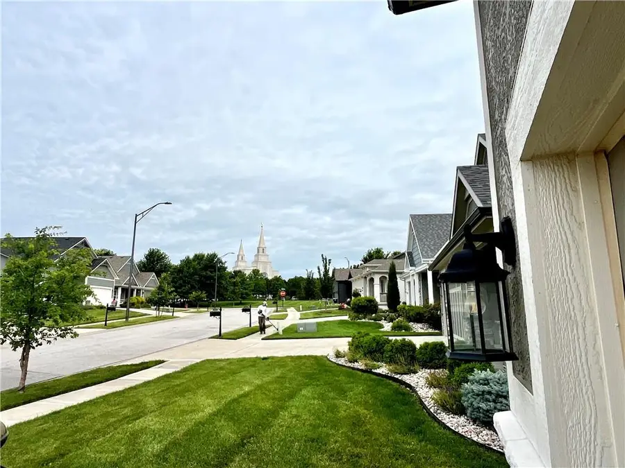 7029 N Cambridge Avenue, Kansas City, MO 64119 - #3