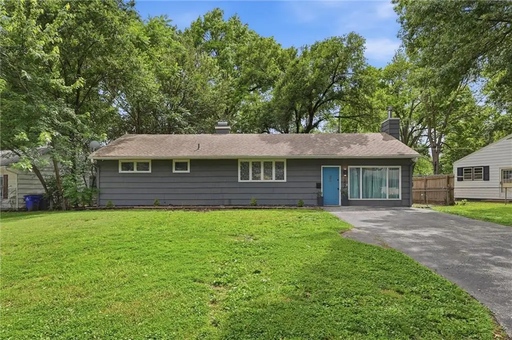 7302 Elm Avenue, Raytown, MO 64133 - #1