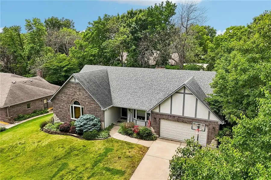 602 Fountain Hills Drive, Warrensburg, MO 64093 - #3