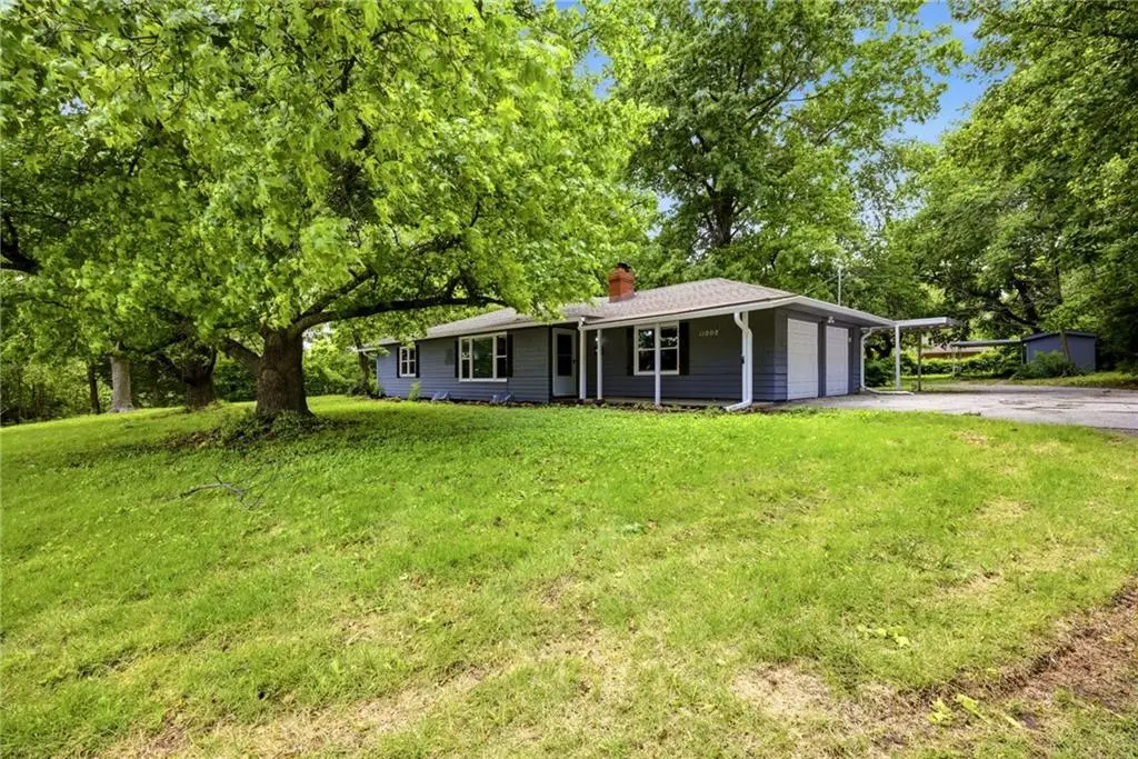 11008 Grandview Road, Kansas City, MO 64137 - #1