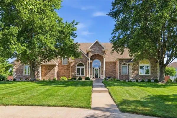15586 Cedar Lane, Basehor, KS 66007