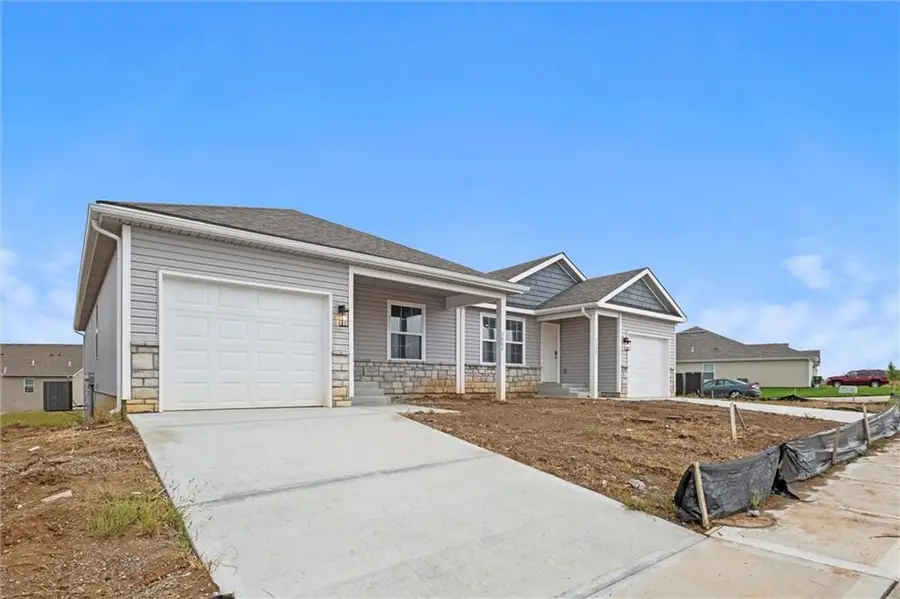 3907-3709 NW 93rd Street, Kansas City, MO 64154 - #3