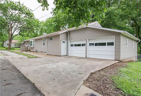 218 Century Street, Windsor, MO 65360