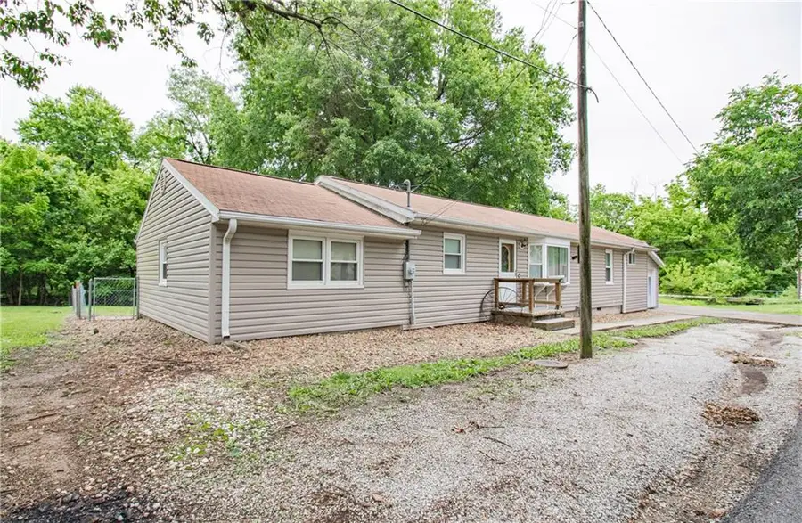 218 Century Street, Windsor, MO 65360 - #2