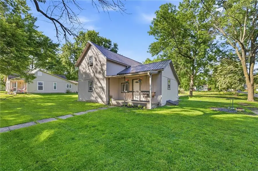 601 Main Street, Garden City, MO 64747 - #2