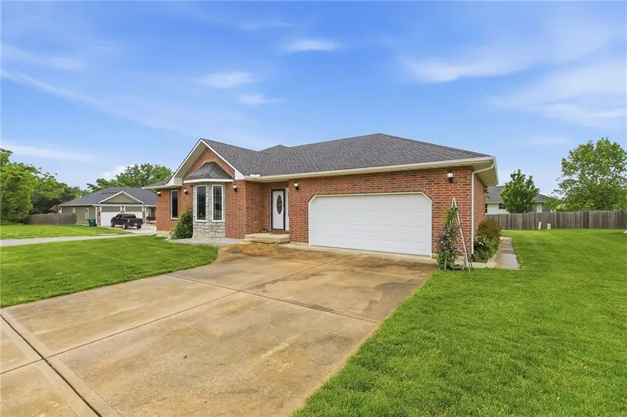 201 S Wilson Street, Archie, MO 64725 - #2