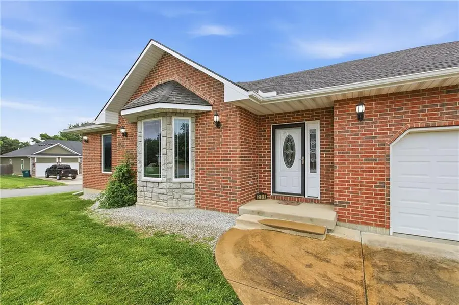 201 S Wilson Street, Archie, MO 64725 - #3