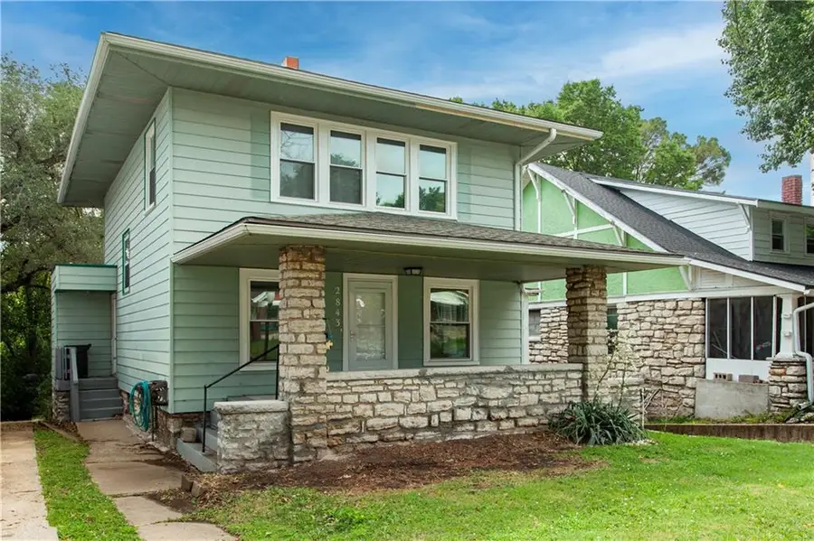 2843 Parkwood Boulevard, Kansas City, KS 66104 - #3