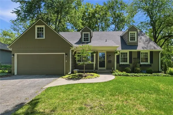 7909 Outlook Lane, Prairie Village, KS 66208