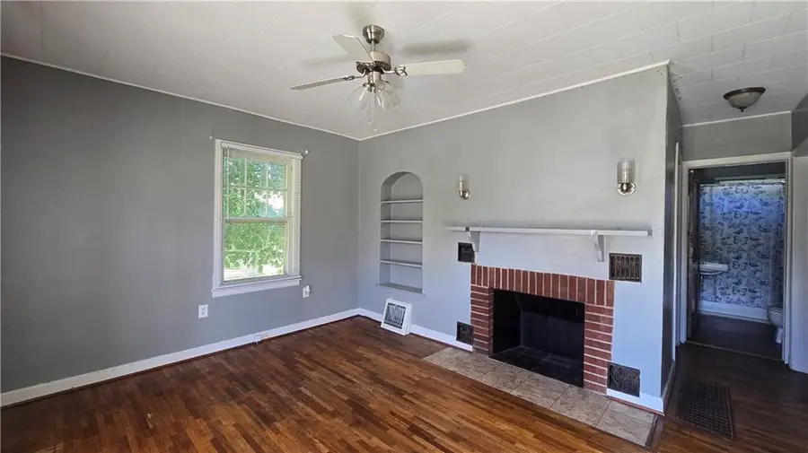 427 Clay Street, Chillicothe, MO 64601 - #2