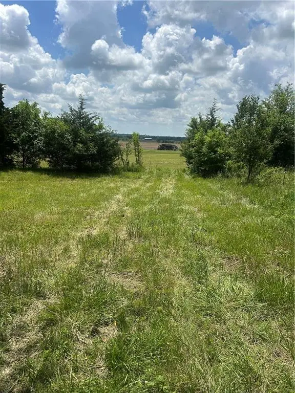 2630 Reno Road, Ottawa, KS 66067