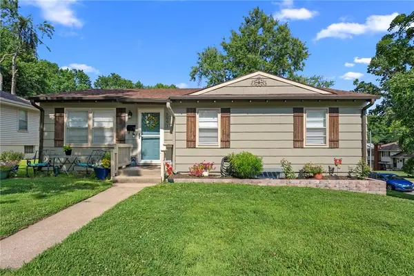 5001 N Michigan Avenue, Kansas City, MO 64118