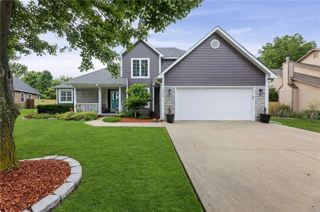1328 S Redbud Street, Ottawa, KS 66067 - #1