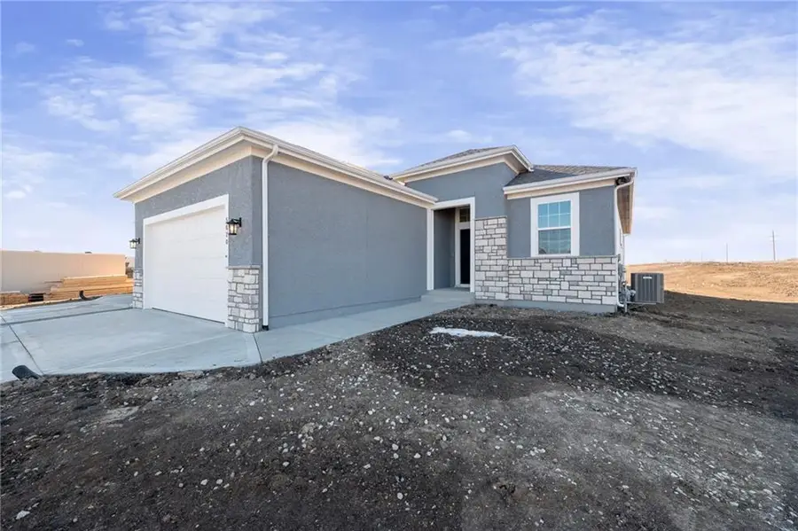 14552 Amanda Lane, Basehor, KS 66007 - #2
