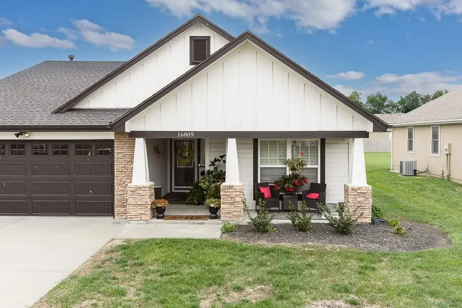16809 Sheehan Road, Basehor, KS 66007 - #2