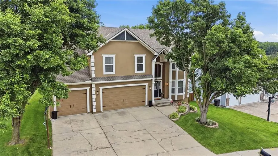 2417 S Ponca Avenue, Independence, MO 64057 - #2
