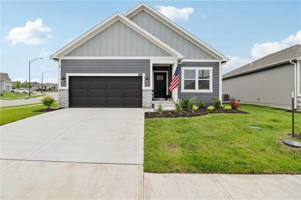 6900 NE 70th Street, Kansas City, MO 64119 - #1