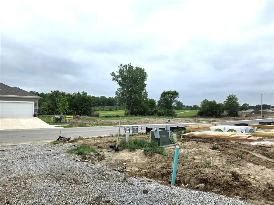14550 Amanda Lane, Basehor, KS 66007 - #2