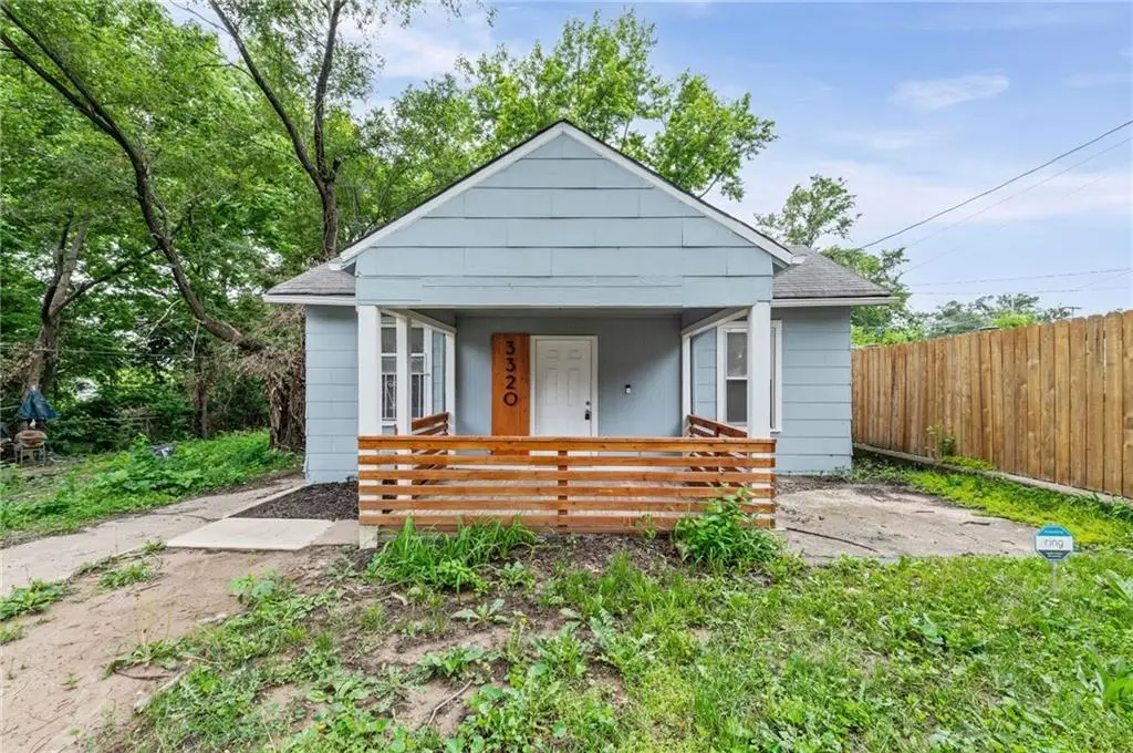 3320 Spruce Avenue, Kansas City, MO 64128 - #1