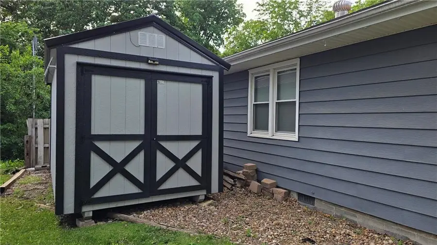 1406 Burnam Road, Chillicothe, MO 64601 - #3