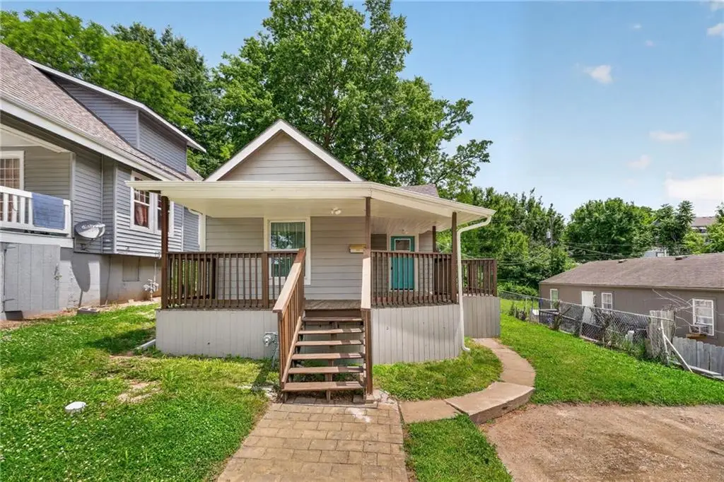 221 N 25th Street, Kansas City, KS 66102 - #1