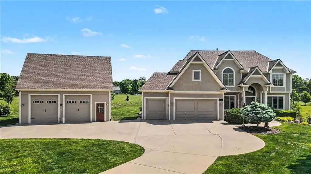 25162 176th Street, Leavenworth, KS 66048 - #1