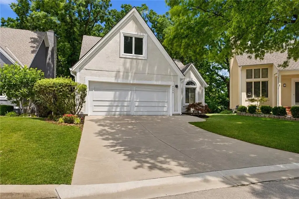 6204 W 126th Street, Overland Park, KS 66209 - #1