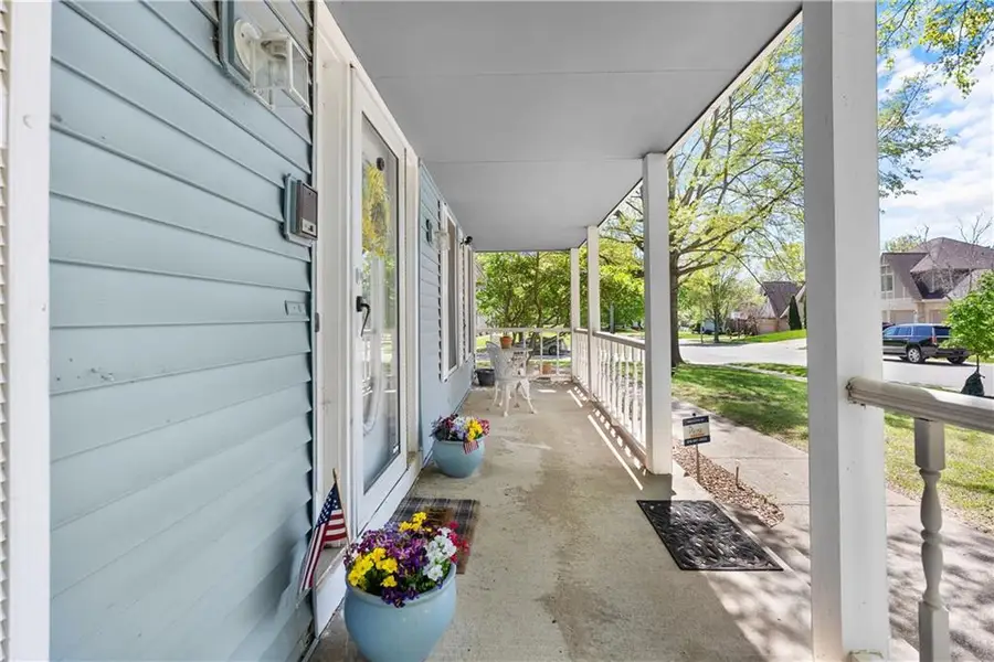 12304 E 63rd Terrace, Kansas City, MO 64133 - #2