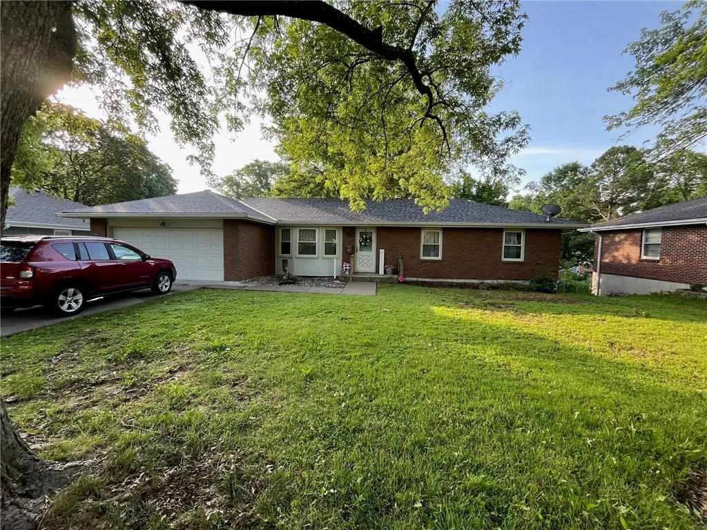 5317 Queal Drive, Shawnee, KS 66203 - #1