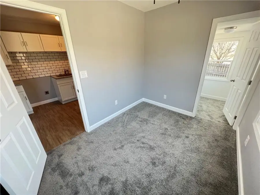 11117 E 15th Street S, Independence, MO 64052 - #3