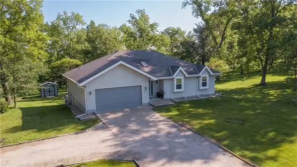 11025 SW Shagbark Road, Clarksdale, MO 64430
