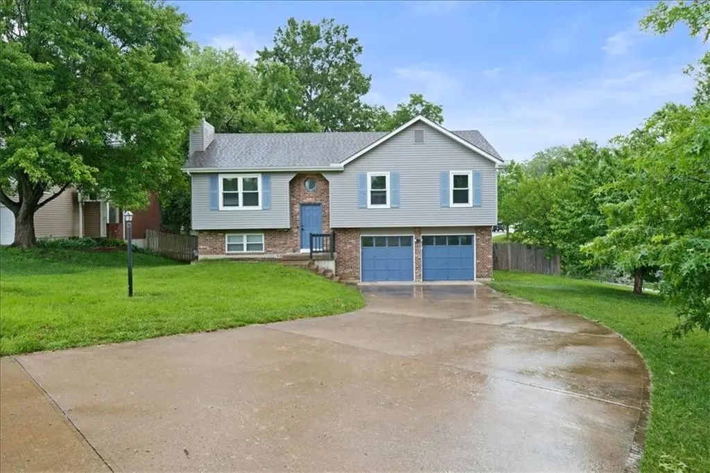 5181 Farley Lane, Merriam, KS 66203 - #1
