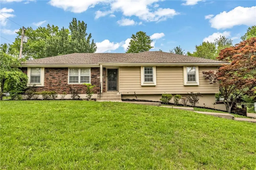 17908 E Cheyenne Drive, Independence, MO 64056 - #1