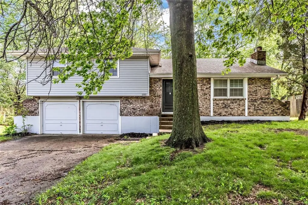 1311 Highland Drive, Lees Summit, MO 64081 - #1