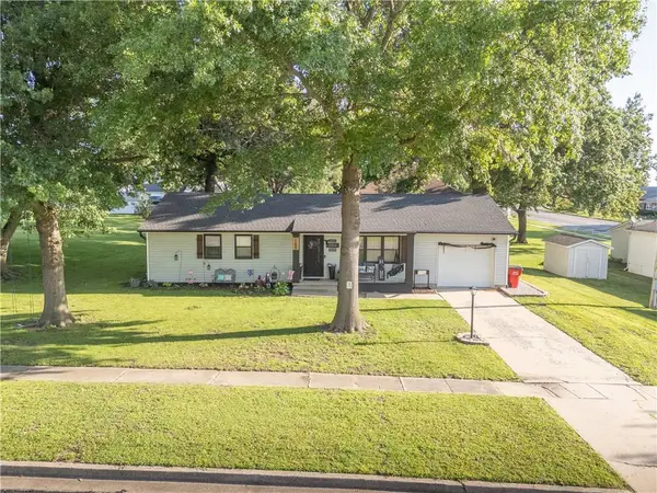 207 W 2nd Street, Alma, MO 64001